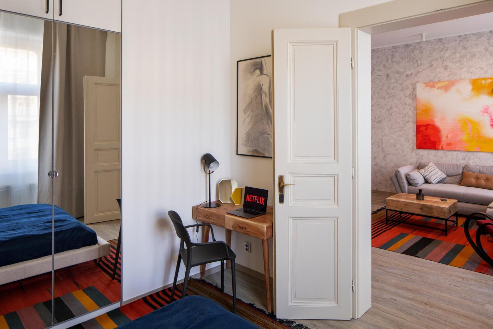 Designer Apartments In New Town By Prague Days - "Included Everything We Needed And More" Δωμάτιο φωτογραφία